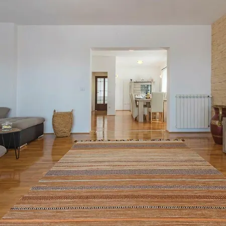 Four Bedroom In *